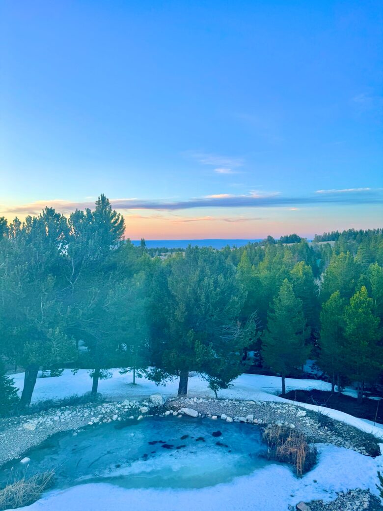 Rustic Elegance on Casper Mountain | Family Log Home Getaway - Casper, Wyoming