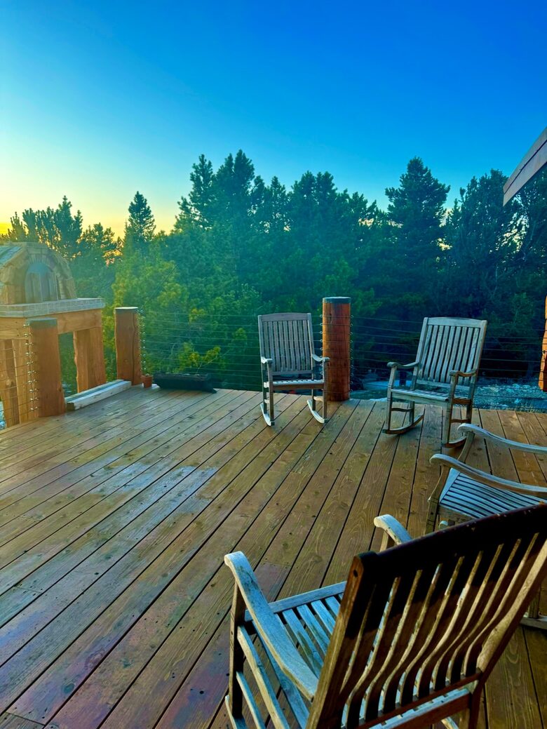 Rustic Elegance on Casper Mountain | Family Log Home Getaway - Casper, Wyoming