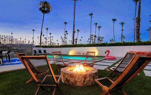 Mid-Century Retreat Near Palm Springs - Palm Springs, California