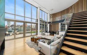 The Glass House in the Sky | Architectural Perfection Above Manhattan - New York, New York