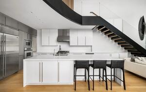 The Glass House in the Sky | Architectural Perfection Above Manhattan - New York, New York