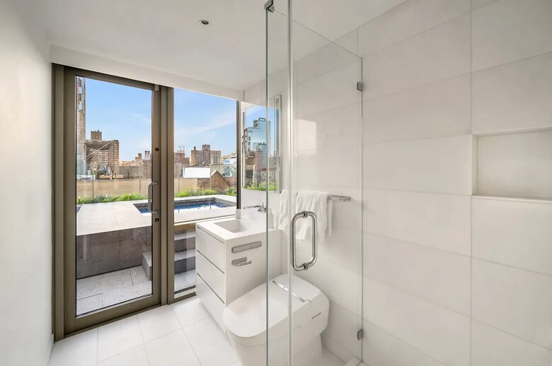 The Glass House in the Sky | Architectural Perfection Above Manhattan - New York, New York