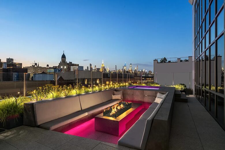 The Glass House in the Sky | Architectural Perfection Above Manhattan - New York, New York