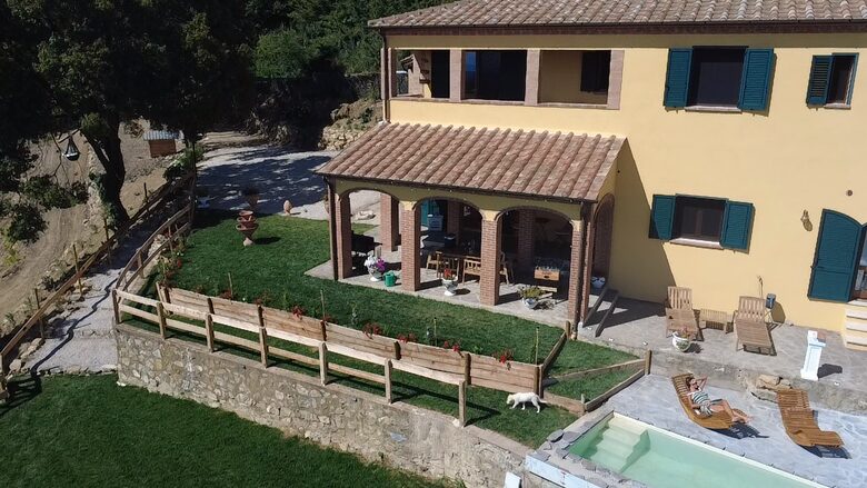 Elegant Countryside Suite in a Restored Villa near Massa Marittima - Massa Marittima, Italy