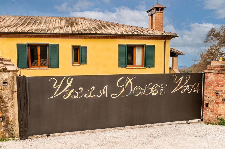 Elegant Countryside Suite in a Restored Villa near Massa Marittima - Massa Marittima, Italy