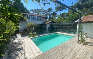 Tasteful French Hideaway with Outdoor Pool - Lège-Cap-Ferret, France