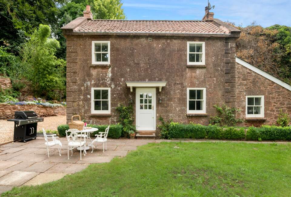 Charming 19th-Century Cottage - Tiverton, United Kingdom