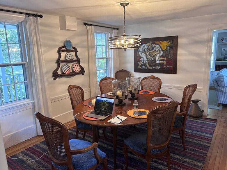 dining room (8 max)