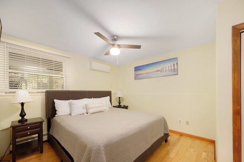 Horseshoe Landing: Family Oasis with Heated Pool & Outdoor Kitchen - Eastham, Massachusetts