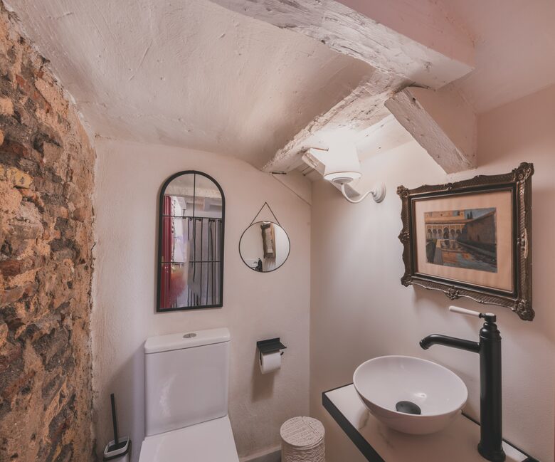 Restored Spanish Mansion with Studio and Private Patio - Toledo, Spain