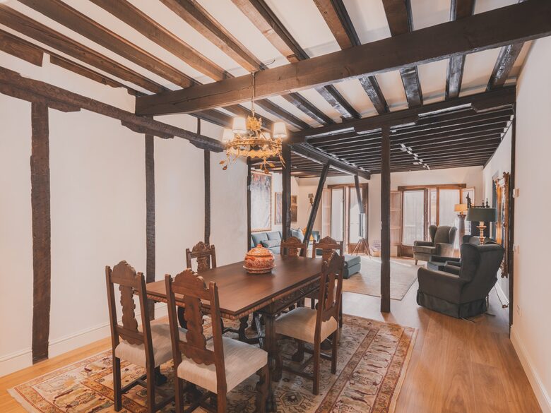 Restored Spanish Mansion with Studio and Private Patio - Toledo, Spain
