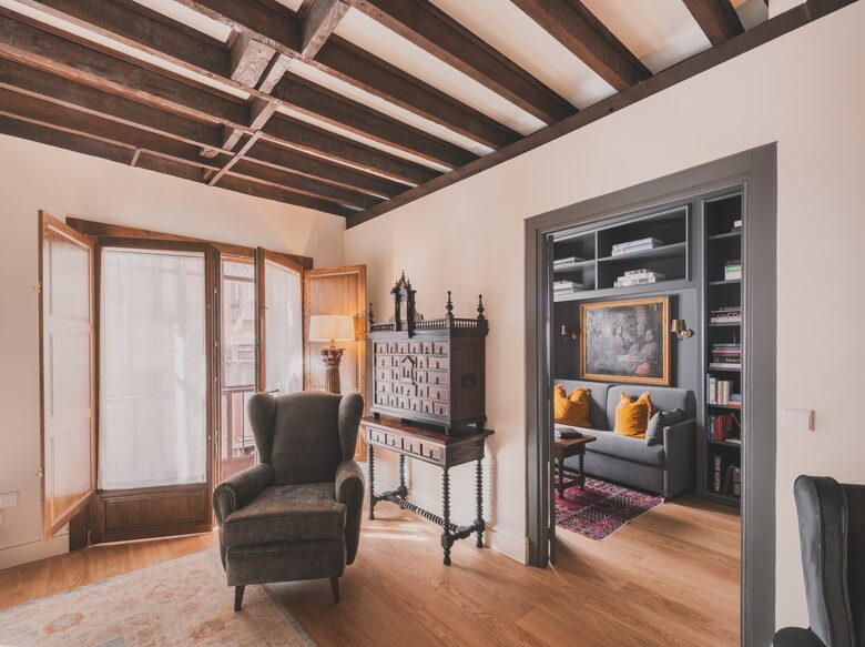 Restored Spanish Mansion with Studio and Private Patio - Toledo, Spain