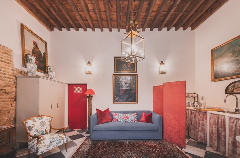 Restored Spanish Mansion with Studio and Private Patio - Toledo, Spain