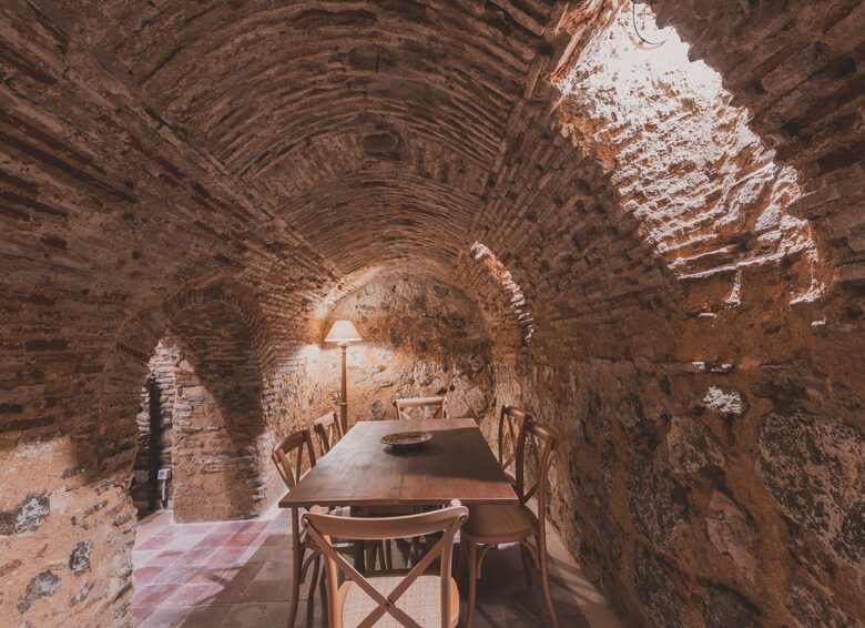 Restored Spanish Mansion with Studio and Private Patio - Toledo, Spain