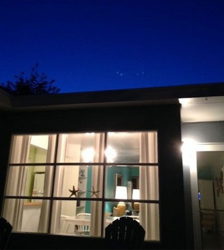 The Original Ventura Beach Cottage - Ventura, California