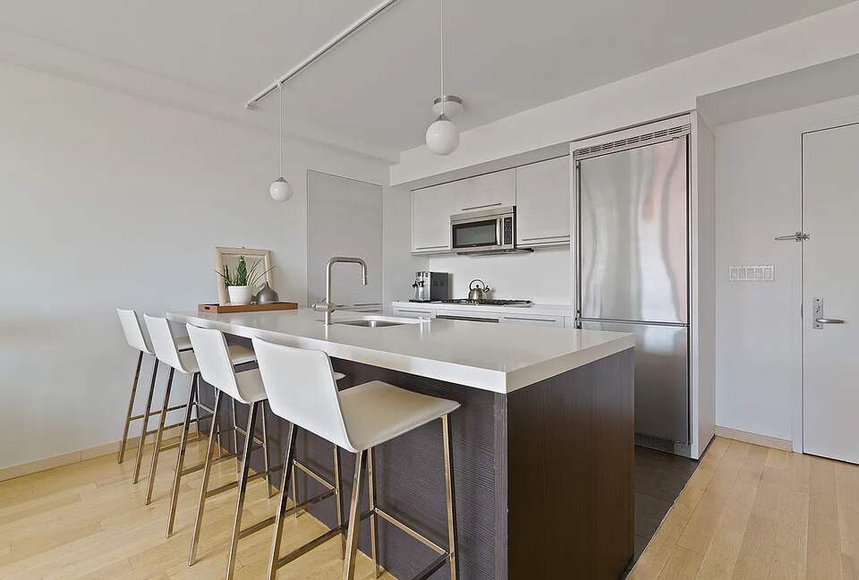 Modern Manhattan Retreat in the Heart of The East Village - New York, New York