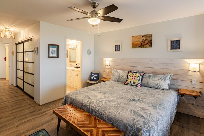 The Palm Oasis: Waterfront Living, Whale Views and Steps to Turtles - Lahaina, Hawaii