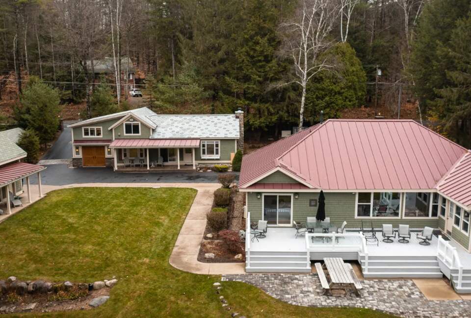 Friends Lake Estate | A Luxurious Adirondack Waterfront Retreat - Chestertown, New York
