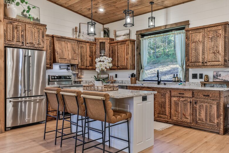 Blue Ridge Hideaway | Creekside Comfort Meets Mountain Adventure - Morganton, Georgia