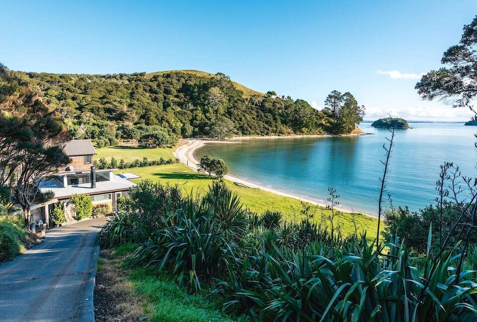 Te Mana Estate |  Waiheke Beachfront - Waiheke Island, New Zealand