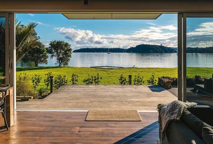 Te Mana Estate |  Waiheke Beachfront - Waiheke Island, New Zealand
