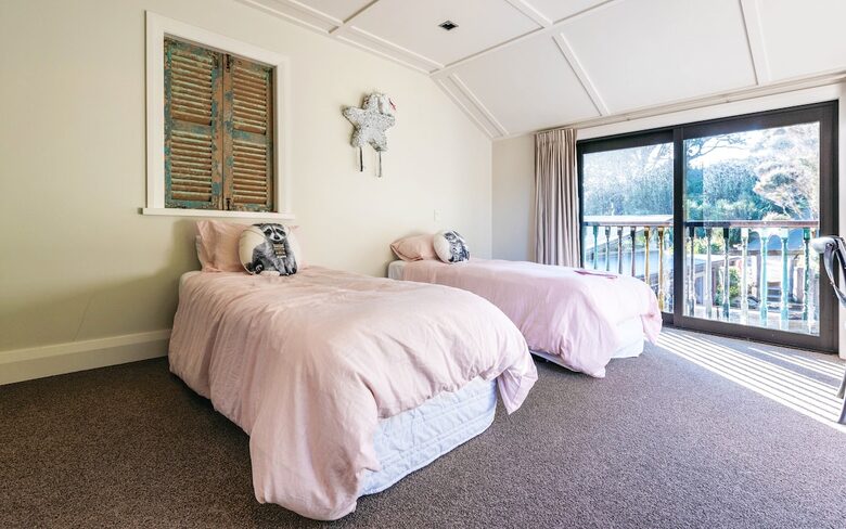 Te Mana Estate | Waiheke Beachfront - Waiheke Island, New Zealand