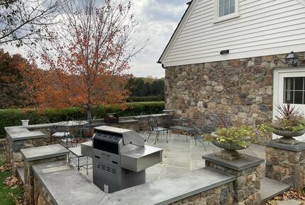 Luxury Charlottesville Retreat near UVA and Monticello with Golf and Mountain Views. - Charlottesville, Virginia