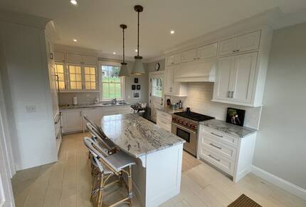 Luxury Charlottesville Retreat near UVA and Monticello with Golf and Mountain Views. - Charlottesville, Virginia