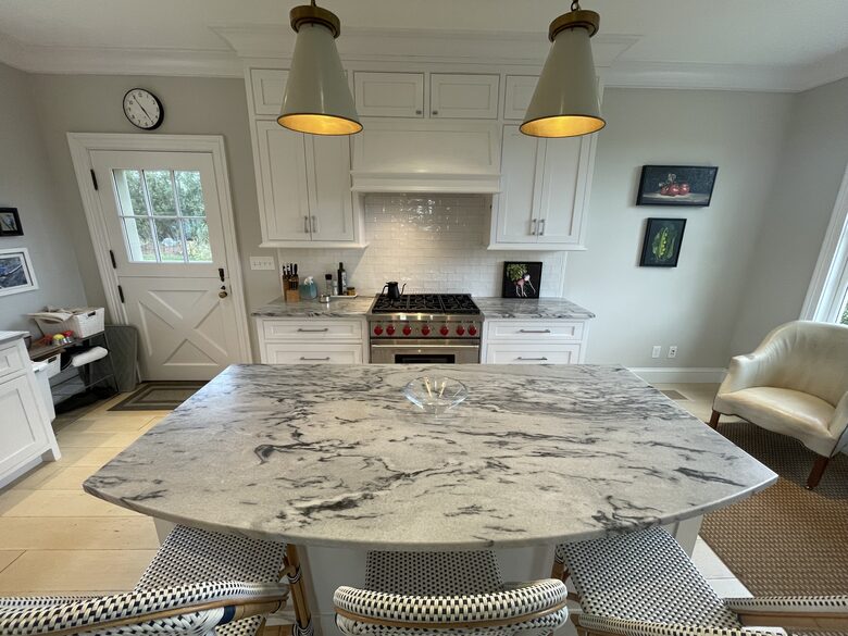 Luxury Charlottesville Retreat near UVA and Monticello with Golf and Mountain Views. - Charlottesville, Virginia