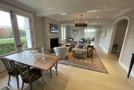 Luxury Charlottesville Retreat near UVA and Monticello with Golf and Mountain Views. - Charlottesville, Virginia