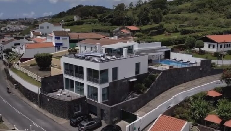 São Miguel Coastal Retreat near Ponta Delgada & Beaches - Ponta Delgada, Portugal