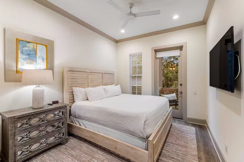 Newly Built Retreat with High Ceilings & Gulf Breeze Views - Santa Rosa Beach, Florida