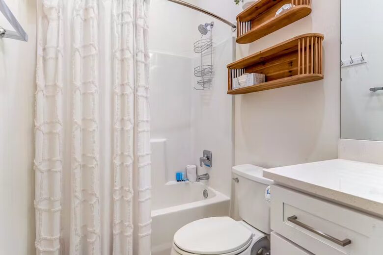Newly Built Retreat with High Ceilings & Gulf Breeze Views - Santa Rosa Beach, Florida