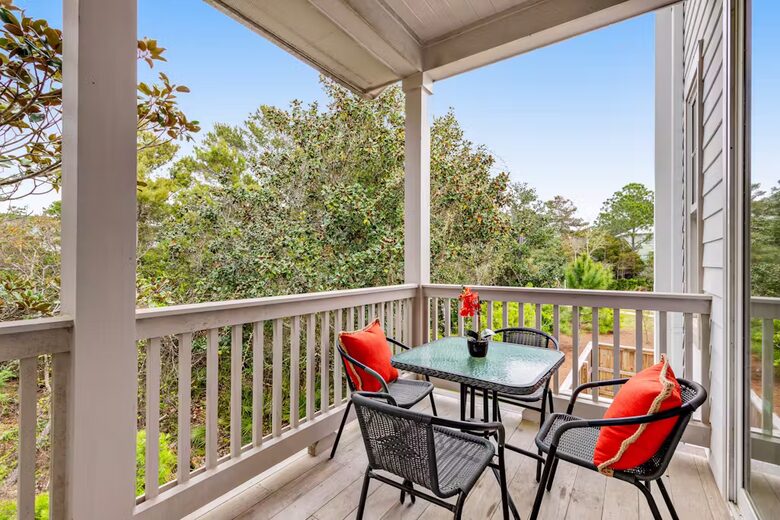 Newly Built Retreat with High Ceilings & Gulf Breeze Views - Santa Rosa Beach, Florida
