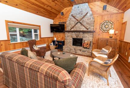 Friends Lake Estate | A Luxurious Adirondack Waterfront Retreat - Chestertown, New York