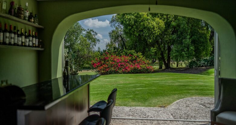 Tranquil Golfside Villa in Balvanera Polo Country Club - Corregidora, Mexico