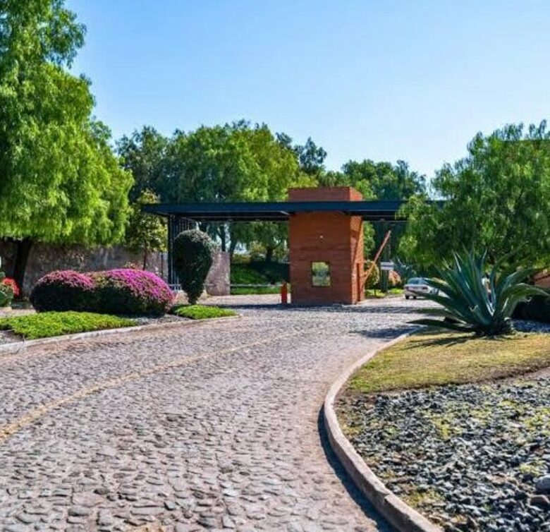 Tranquil Golfside Villa in Balvanera Polo Country Club - Corregidora, Mexico