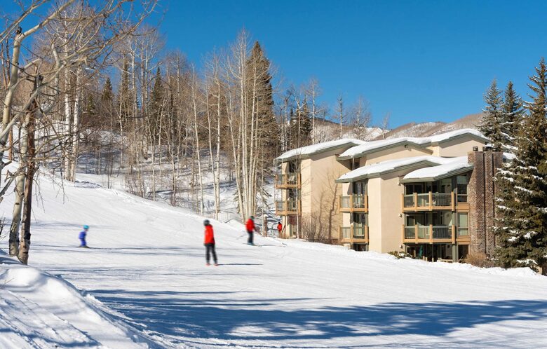Ski-In/Ski-Out Snowmass Condo with Fireplace & Mountain Views - Snowmass Village, Colorado