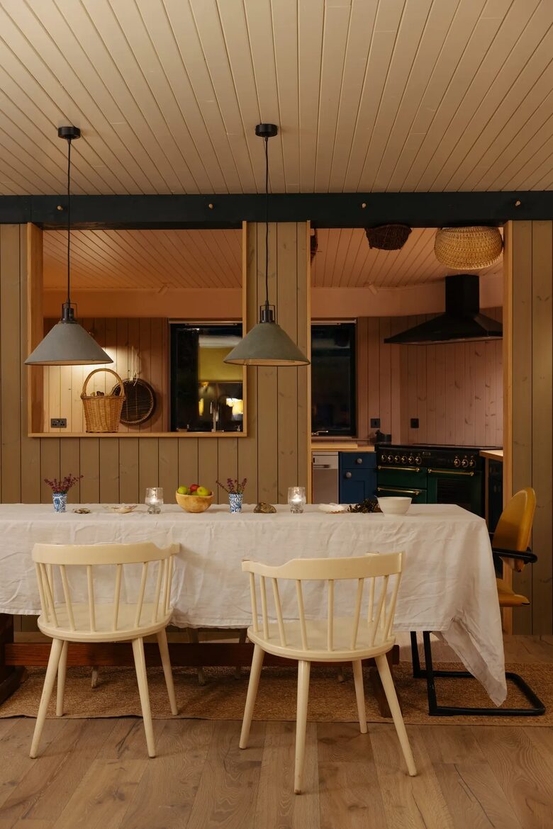 An Elegant Highland Escape with Countryside Views - Glenborrodale, United Kingdom