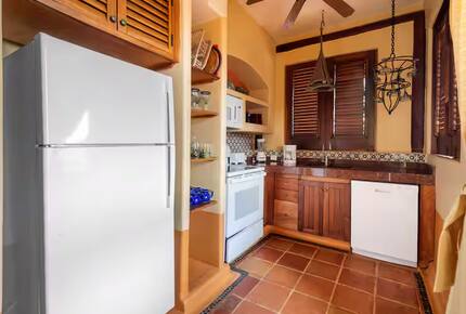 Hilton Grand Vacations 3-Bedroom Ocean Escape - Zihuatanejo, Mexico