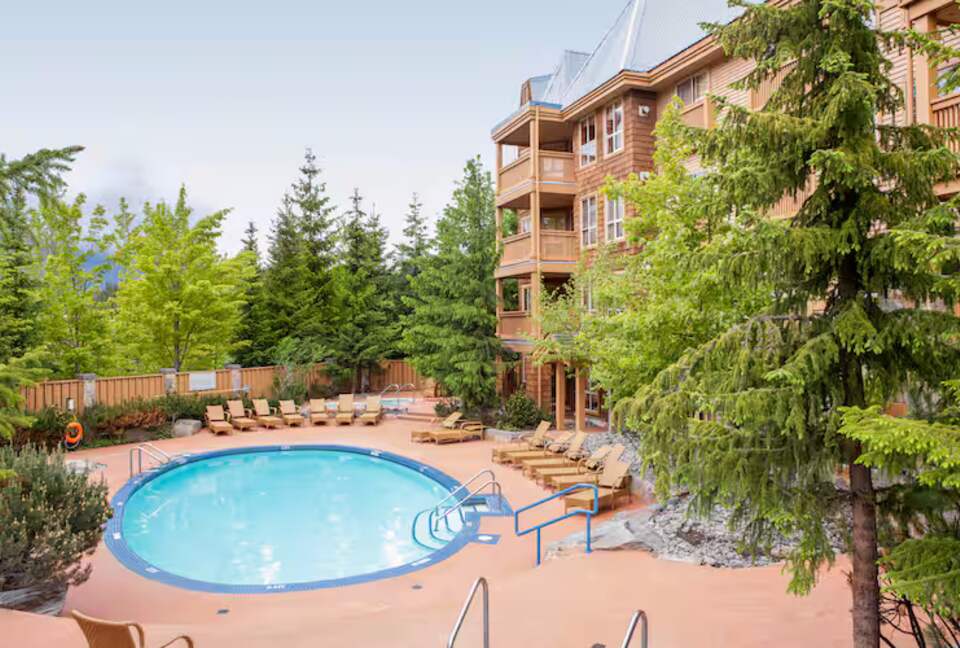Hilton Whistler Two-Bedroom Alpine Suite - Whistler, Canada