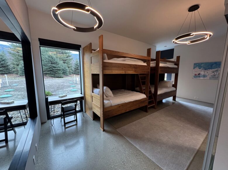 Reve Chalet | An 8-Acre Alpine Estate in the Heart of Revelstoke - Revelstoke, Canada