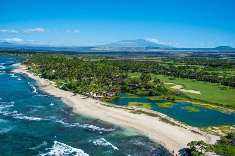 Elegant Hawaiian Retreat with Fairway Views - Kailua Kona, Hawaii