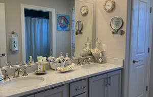 2nd Floor Bathroom
