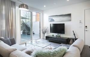 Contemporary Home Base in Lynn Valley - North Vancouver, Canada