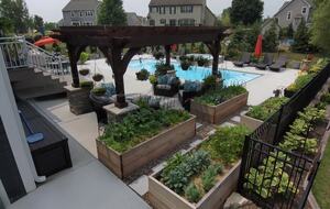 Fox Lake Village Retreat with Saltwater Pool & Spa - Waukesha, Wisconsin
