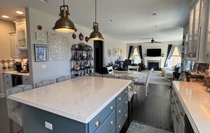 Fox Lake Village Retreat with Saltwater Pool & Spa - Waukesha, Wisconsin