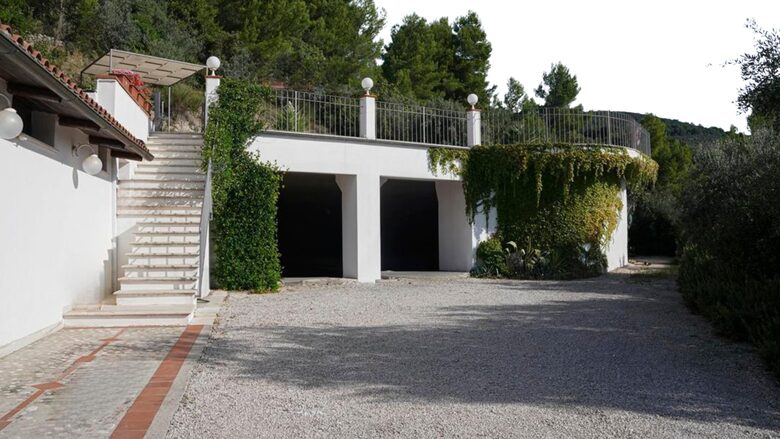 Refined Umbrian Retreat with Countryside Views - Terni, Italy