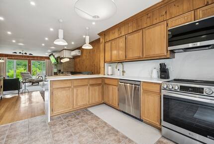 Refined Catskills Retreat with Sauna and Scenic Views | Scribners Catskills Lounge - Tannersville, New York