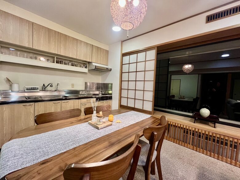 Dining room/Kitchen